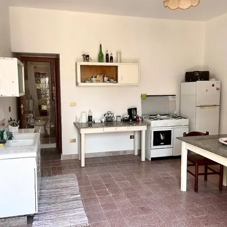 Corso Tugher Apartman *